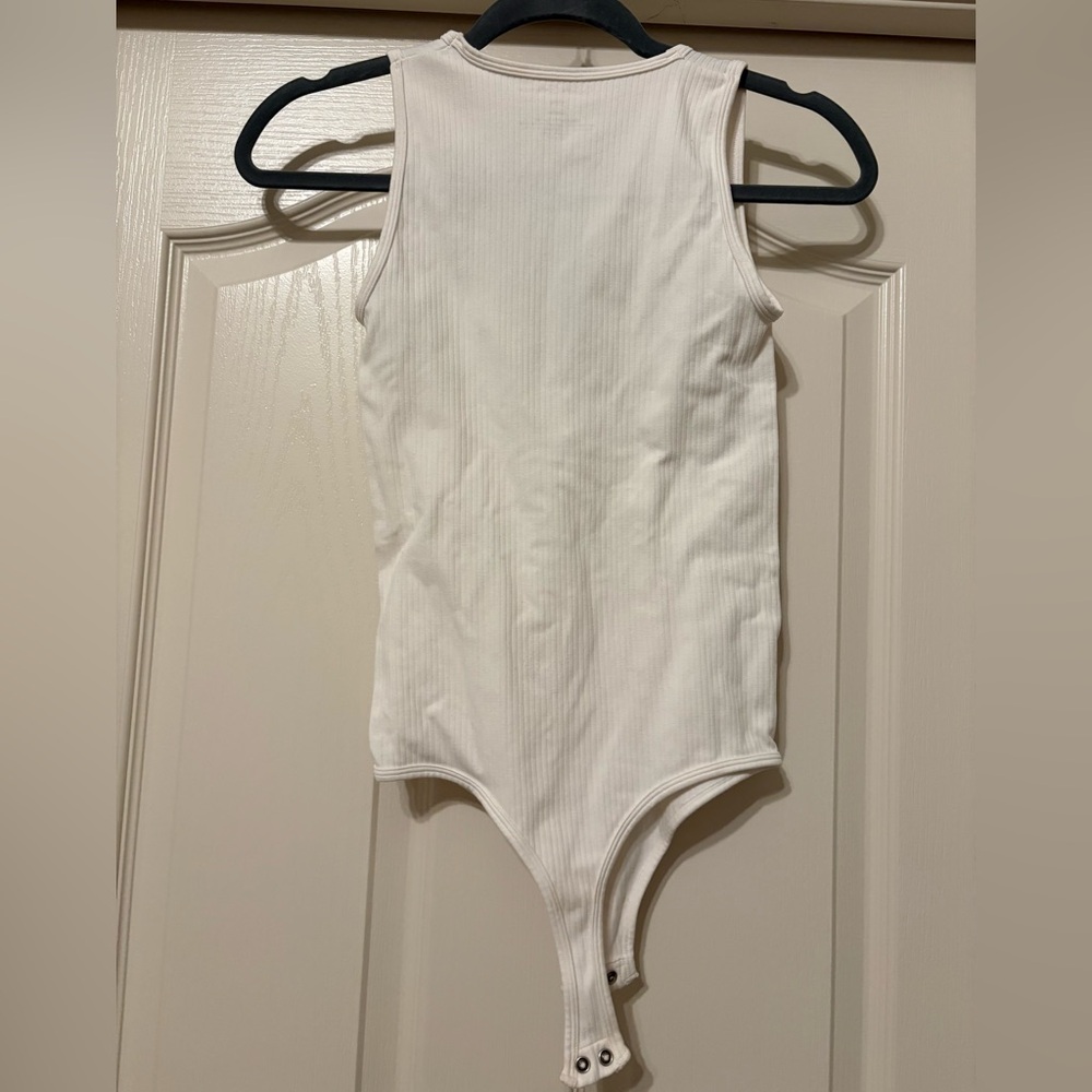White Ribbed Bodysuit - Picture 2 of 3